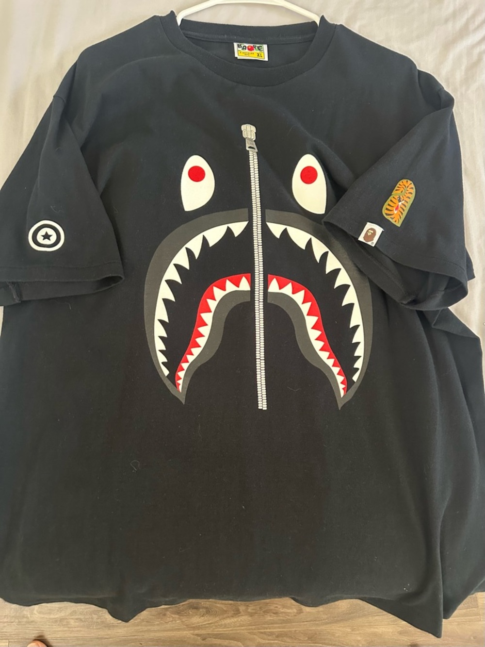 BAPE shark tee tshirt size XL